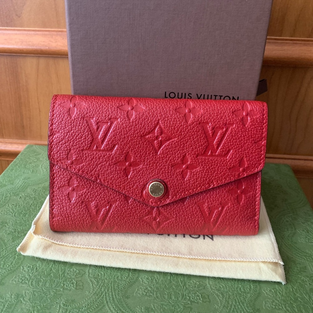 LV Empreinte Mid Wallet in Red❤️